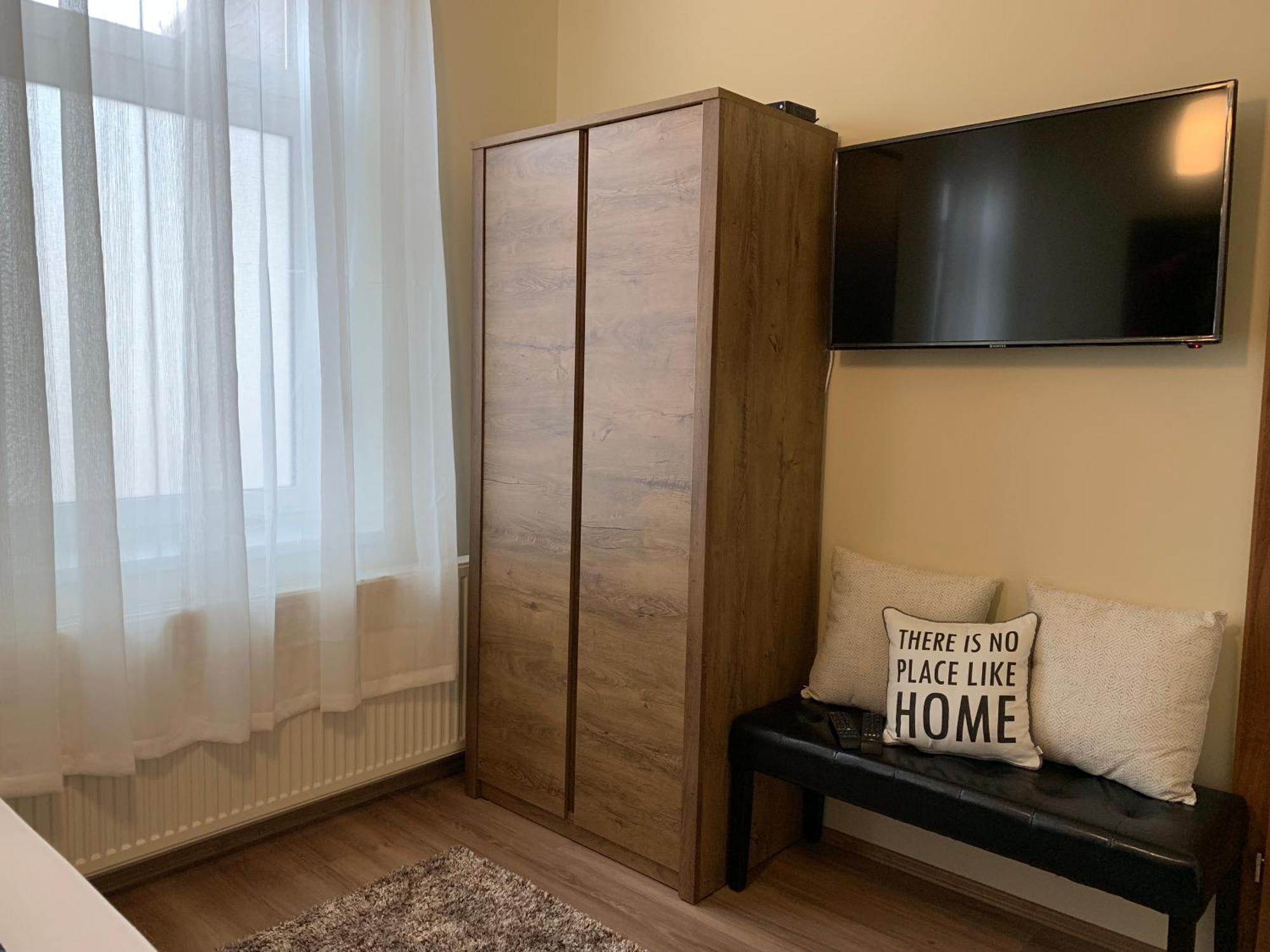Mayer Vendeghaz Miskolc Exteriör bild